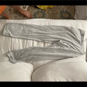 Super soft lululemon lounge pants size 4